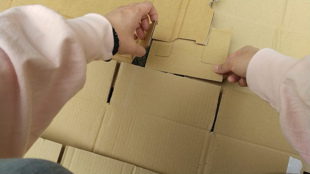ダンボールマルチ